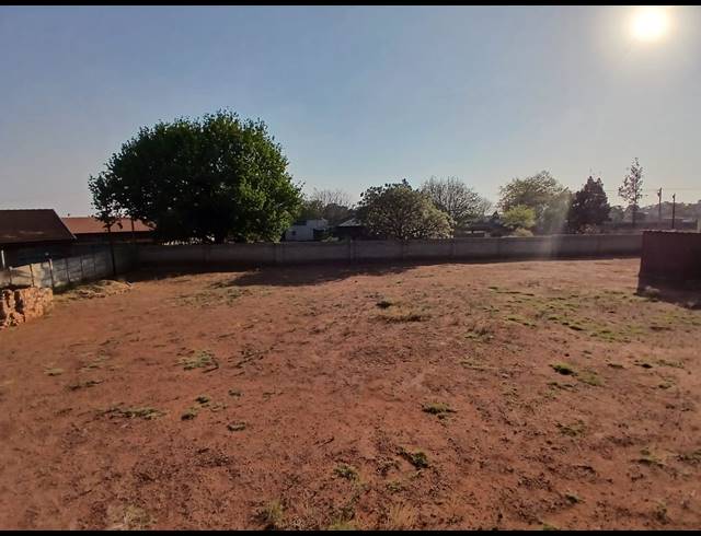 1,409M² VACANT LAND FOR SALE IN KOOKRUS